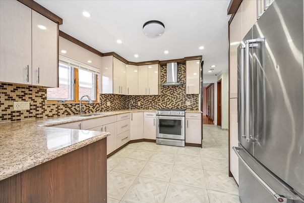 Interior, Kitchen, Marble, Recessed Lighting, Stainless Steel Appliances