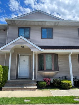 Exterior, Facade, American Craftsman