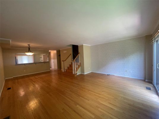 Empty room, Interior, Pendant Lights, Wood Texture Flooring
