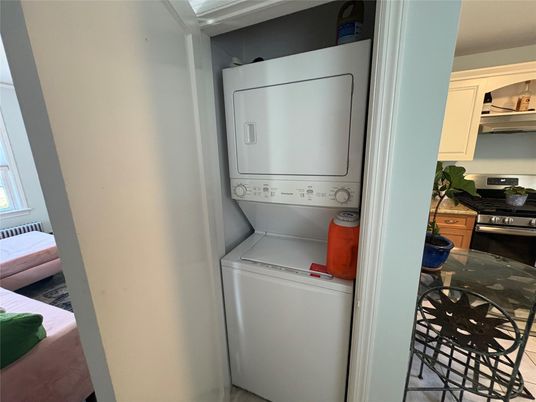 Interior, Utility Closets, Washer
