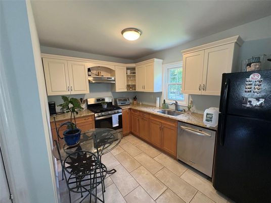 Dining room, Interior, Kitchen, Stainless Steel Appliances