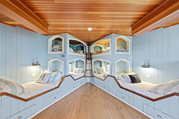 Bedroom, Interior, Recessed Lighting, Wooden Ceilings, Wood Texture Flooring