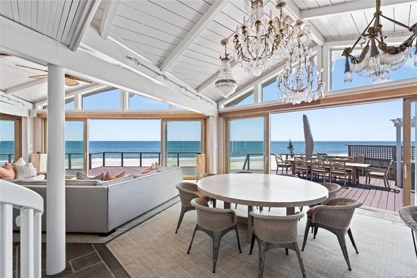 Chandelier, Dining room, Interior, Living room, Water