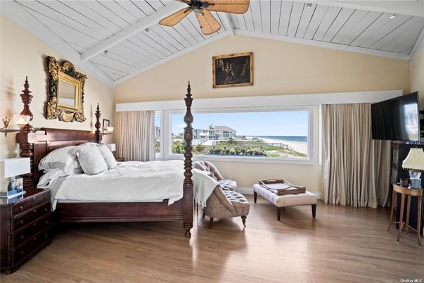 Bedroom, Interior, Water, Wood Texture Flooring