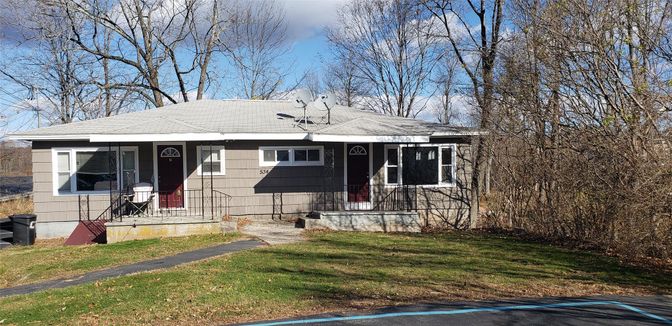 Backyard, Exterior, Facade, Cape Cod