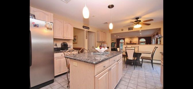 Dining room, Interior, Kitchen, Pendant Lights, Recessed Lighting