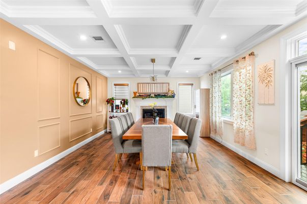 Dining room, Fireplace, Interior, Recessed Lighting, Wood Texture Flooring