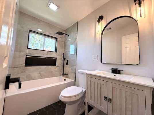 Bathroom, Interior, Marble Walls, Recessed Lighting