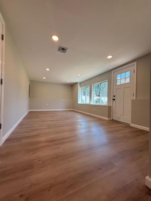 Empty room, Interior, Recessed Lighting, Wood Texture Flooring