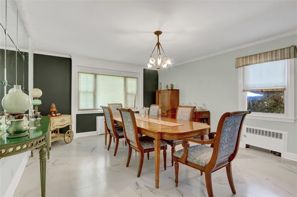 Dining room, Interior, Marble, Pendant Lights