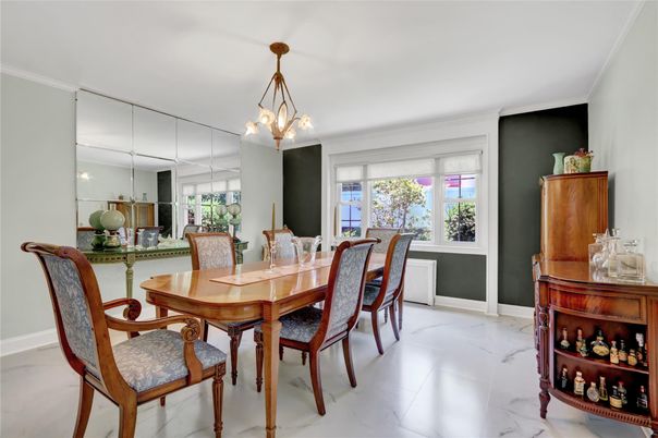 Chandelier, Dining room, Interior, Marble, Pendant Lights
