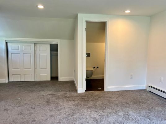 Bathroom, Empty room, Interior, Recessed Lighting