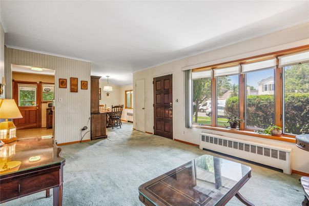 Dining room, Interior