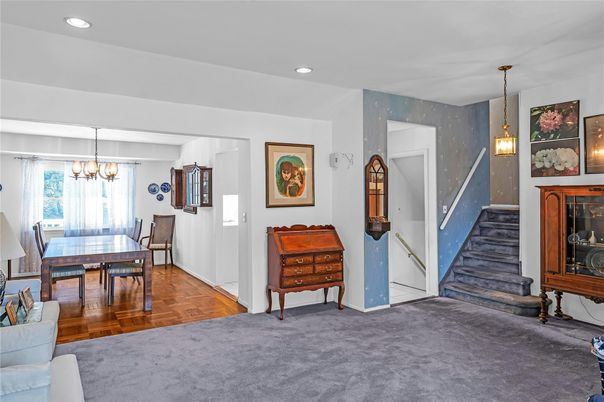 Chandelier, Dining room, Interior, Pendant Lights, Recessed Lighting, Wood Texture Flooring
