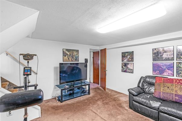 Fitness Equipment, Interior