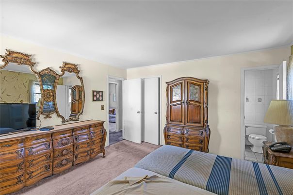 Bathroom, Bedroom, Interior