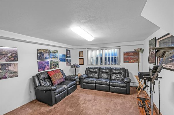 Fitness Equipment, Interior, Living room
