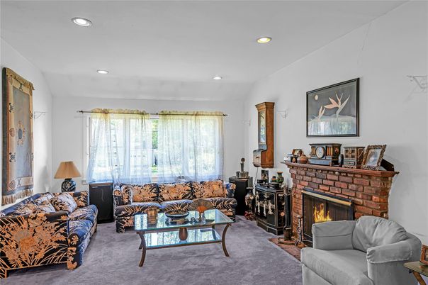 Fireplace, Interior, Living room, Recessed Lighting