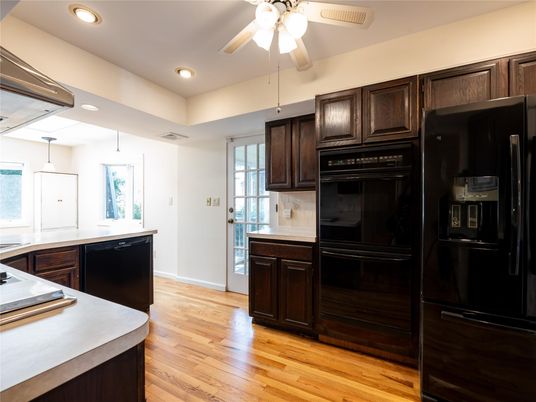 Interior, Kitchen, Recessed Lighting, Wood Texture Flooring