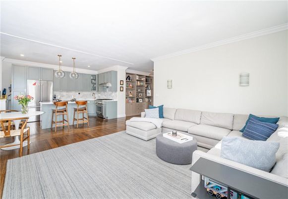Interior, Kitchen, Living room, Pendant Lights, Recessed Lighting, Stainless Steel Appliances, Wood Texture Flooring