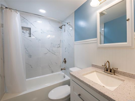 Bathroom, Interior, Marble Walls, Recessed Lighting