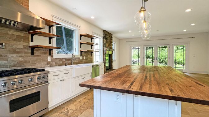 Interior, Kitchen, Pendant Lights, Recessed Lighting, Stainless Steel Appliances