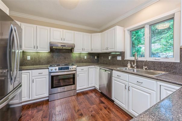 Interior, Kitchen, Stainless Steel Appliances, Wood Texture Flooring