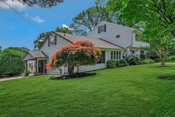 Backyard, Exterior, Facade, Cape Cod