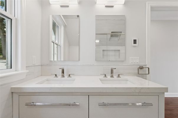 Bathroom, Dual Sink Vanities, Interior, Wood Texture Flooring