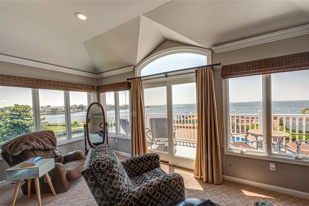 Interior, Recessed Lighting, Water