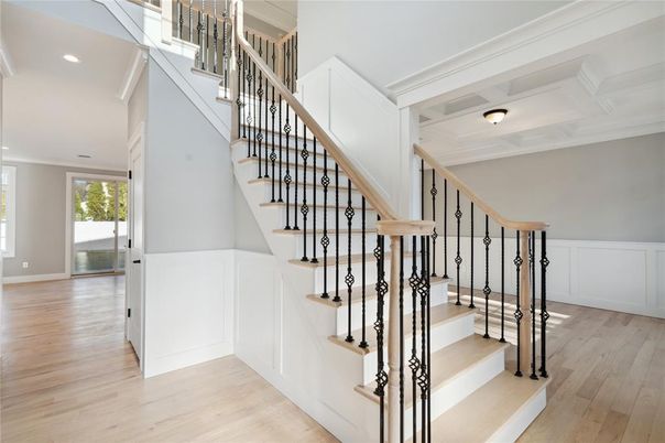 Interior, Recessed Lighting, Wood Texture Flooring