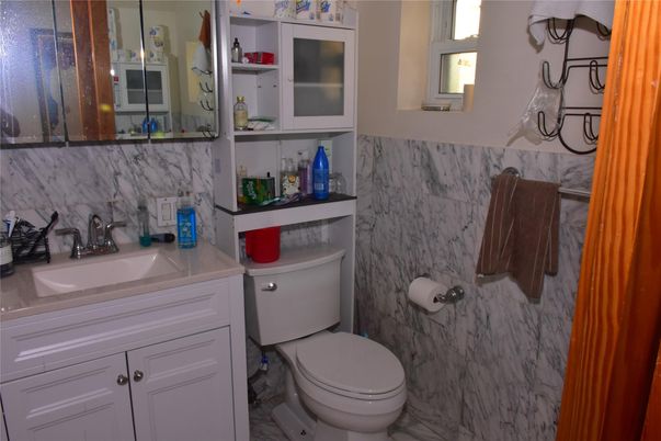Bathroom, Interior, Marble, Marble Walls