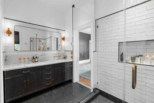 Bathroom, Dual Sink Vanities, Interior, Pendant Lights