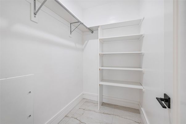 Interior, Walk-in Closets