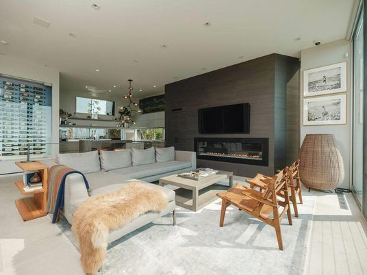 Fireplace, Interior, Living room, Pendant Lights, Recessed Lighting