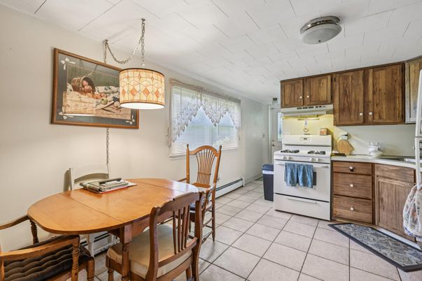 Dining room, Interior, Kitchen, Pendant Lights