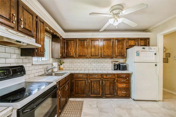 Interior, Kitchen, Tile Countertops
