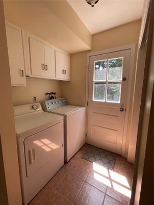 Interior, Washer