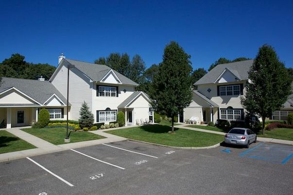 Exterior, Facade, Farmhouse