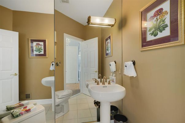 Bathroom, Interior