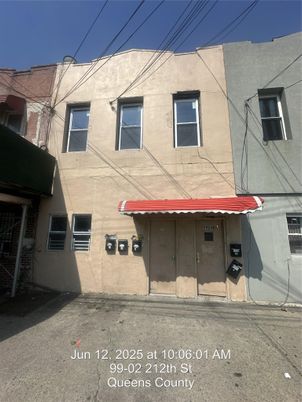Exterior, Facade, None