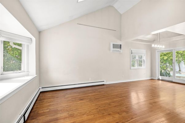 Chandelier, Empty room, Interior, Pendant Lights, Wood Texture Flooring