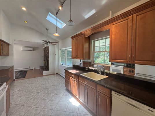 Interior, Kitchen, Pendant Lights, Recessed Lighting