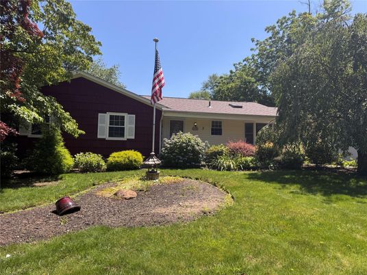 Backyard, Exterior, Facade, Ranch