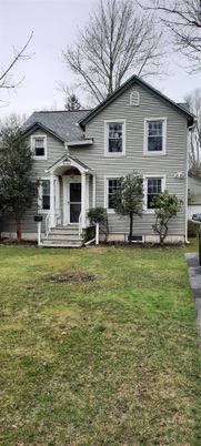 Backyard, Exterior, Facade, Split Level