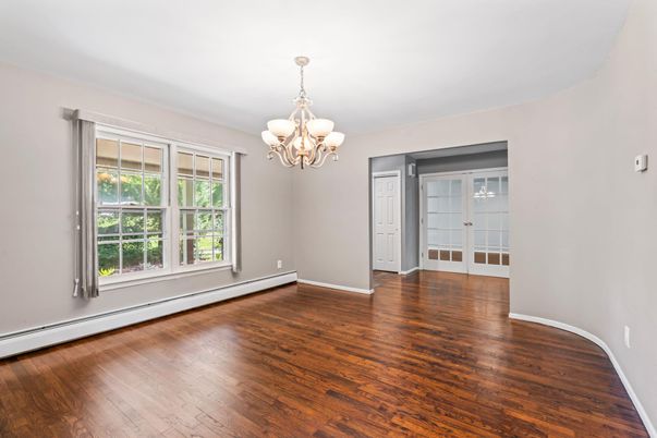 Chandelier, Empty room, Interior, Wood Texture Flooring