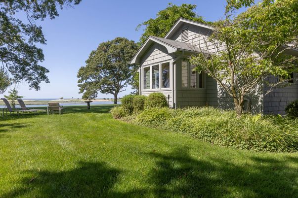 Backyard, Exterior, Water