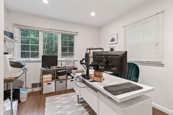 Home Office, Interior, Recessed Lighting, Wood Texture Flooring