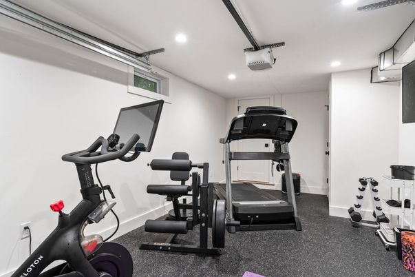 Fitness Equipment, Interior, Recessed Lighting