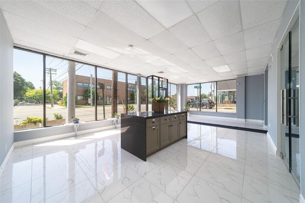 Interior, Marble, Recessed Lighting